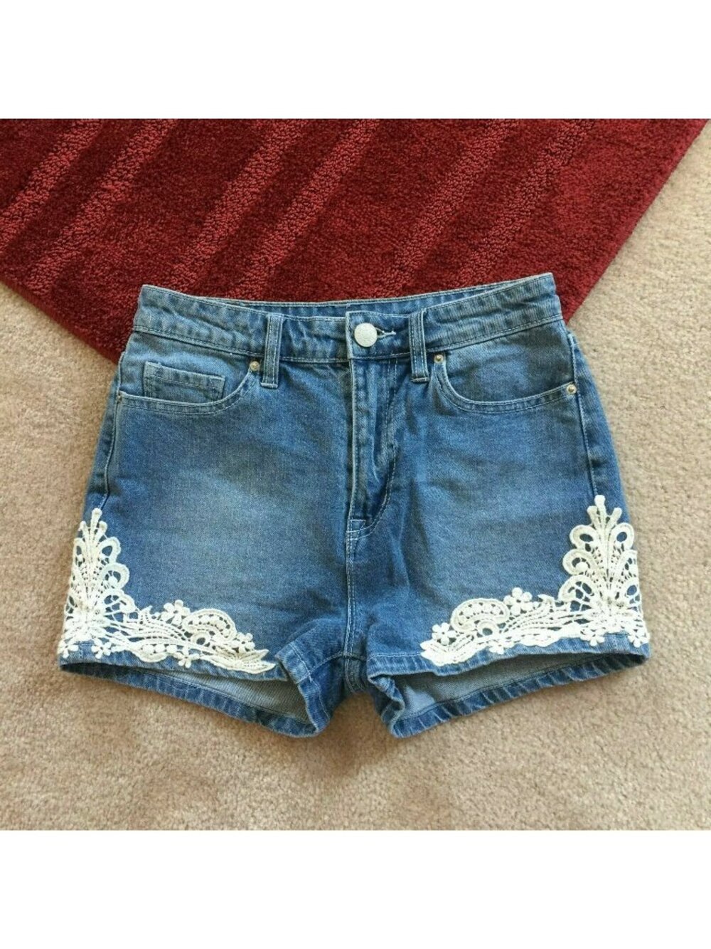 BDG High Rise Erin 5 Pocket Shortie Jean Shorts Womens 25 Crochet Lace Bohemian